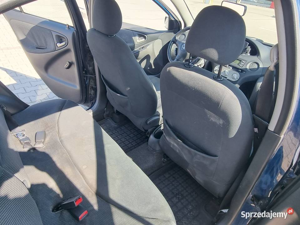 Sprzedam Toyotę Yaris 1gen w bogatej wersji Sol Yaris Kielce