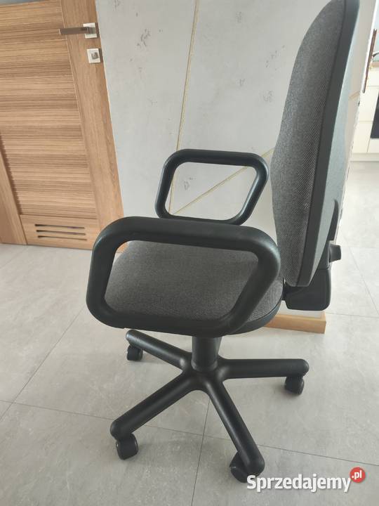 Krzesło biurowe obrotowe Grand Lublin