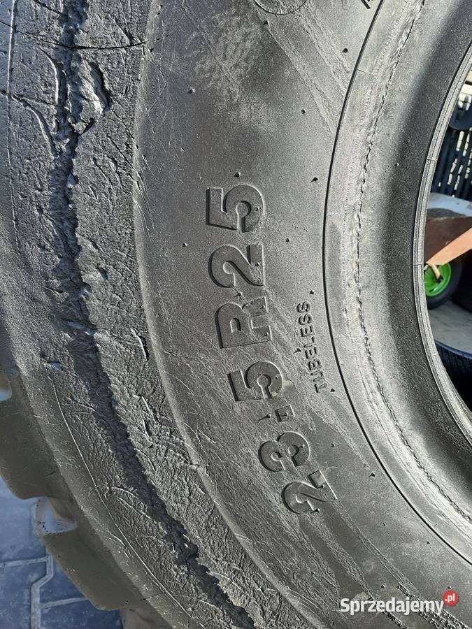Opona używana przemysłowa 235R25 BKT EARTH 2800 Zaścianki