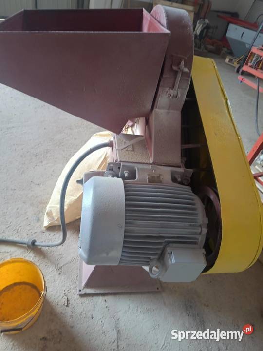 Śrutownik bijakowy 11kW Ulan-Majorat sprzedam