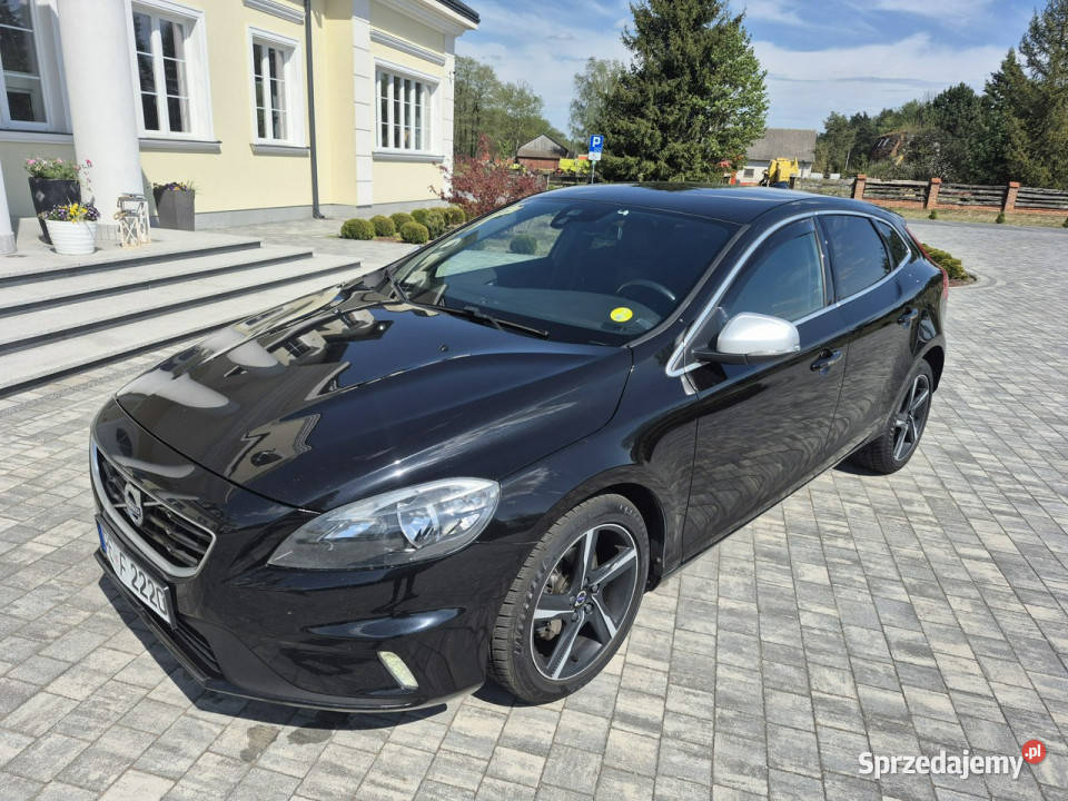 Volvo V40 20d 190 RDESIGN navi full led chromy lubelskie Drelów