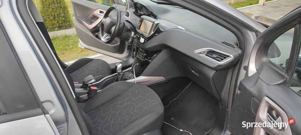 Peugeot 2008 16 BlueHDI Led Navi zadbany ASR (kontrola trakcji) Rzeszów