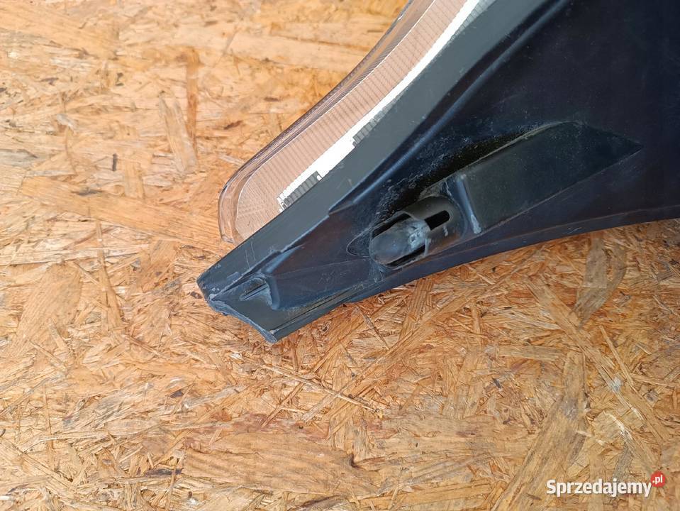 LAMPA REFLEKTOR PRAWY PRZÓD EU FORD TRANSIT Nowy Tomyśl