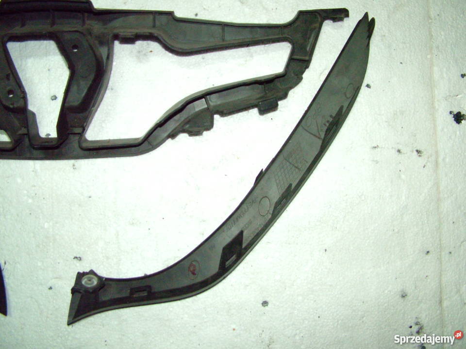 Renault Clio IV Wzmocnienie Zderzaka Gril Listwa osobowe Turek