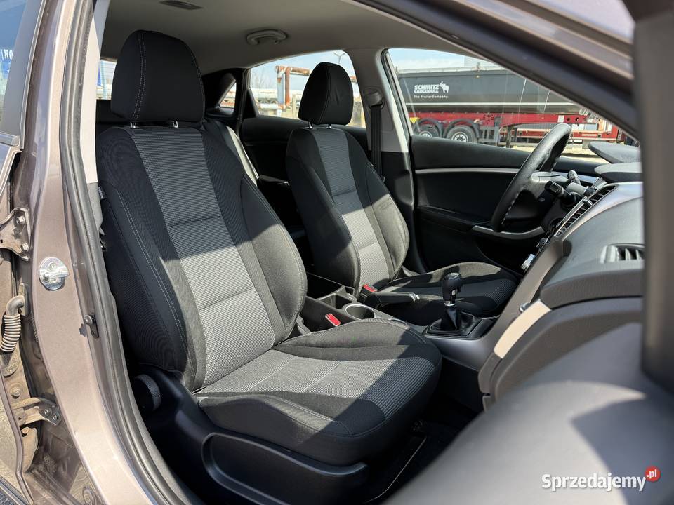 Hyundai i30 14 BENZYNA Klimatyzacja Ledy centralny zamek Konin