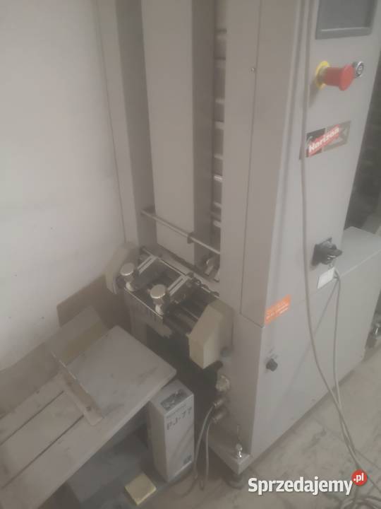 Linia do zbierania HORIZON 2x MC80 wykładanie Produkcja