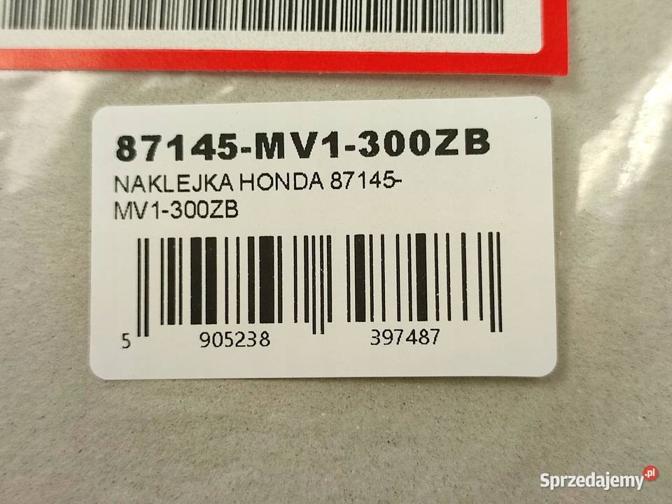 NAKLEJKA NA CZACHĘ PRAWA HONDA AFRICA TWIN 750