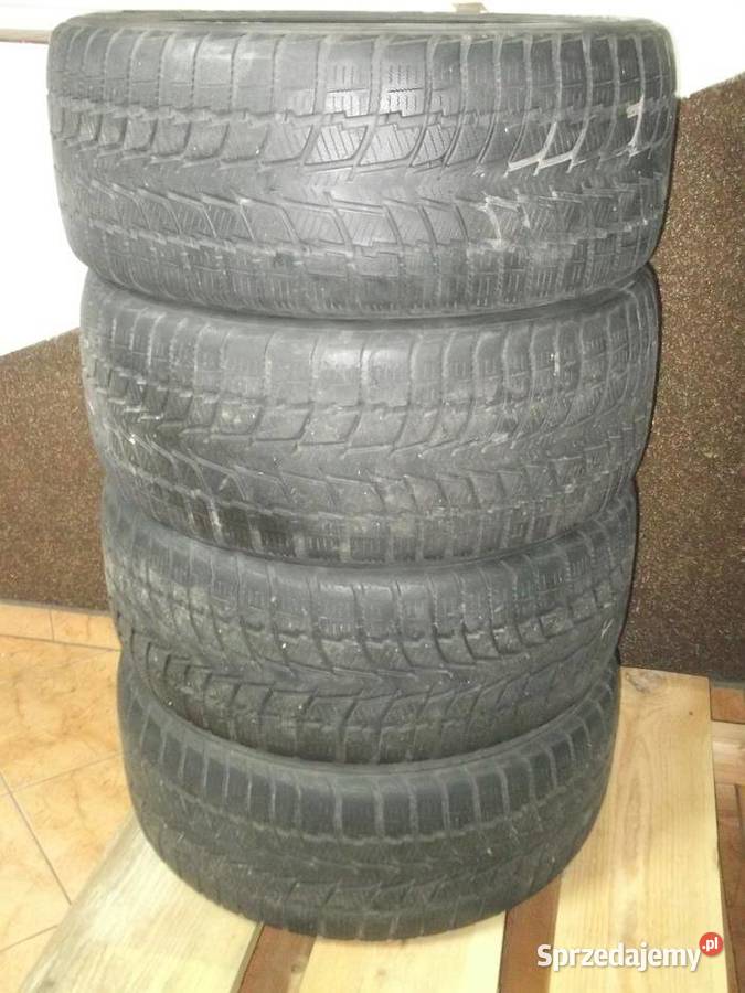 Opony do SUVa Tyfoon zimowe 2555019 Pisz