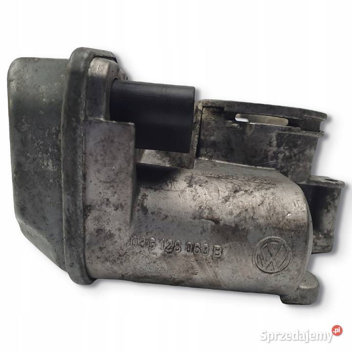 PRZEPUSTNICA VW Passat B6 Golf V 20 TDI osobowe Części samochodowe