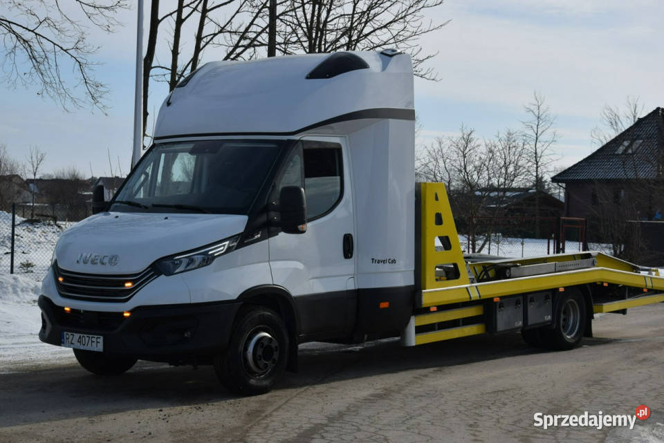 Iveco Daily 72C 30D Automat Laweta z Piętrem na Majdan Sieniawski