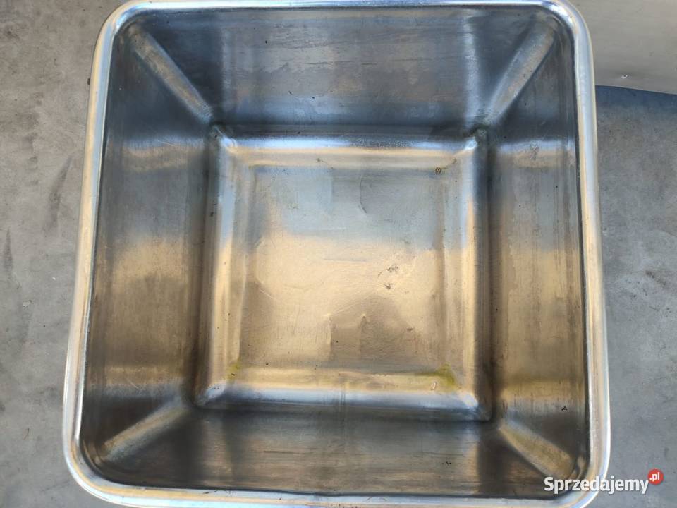 Wilk do mięsa Kilia 160 z załadunkiem do wózków Niedźwiedź sprzedam