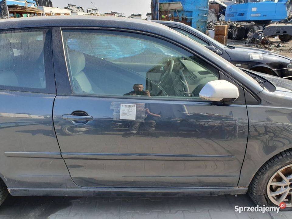 DRZWI PRAWE PRZÓD VOLKSWAGEN POLO 6N LC7V Lipno sprzedam