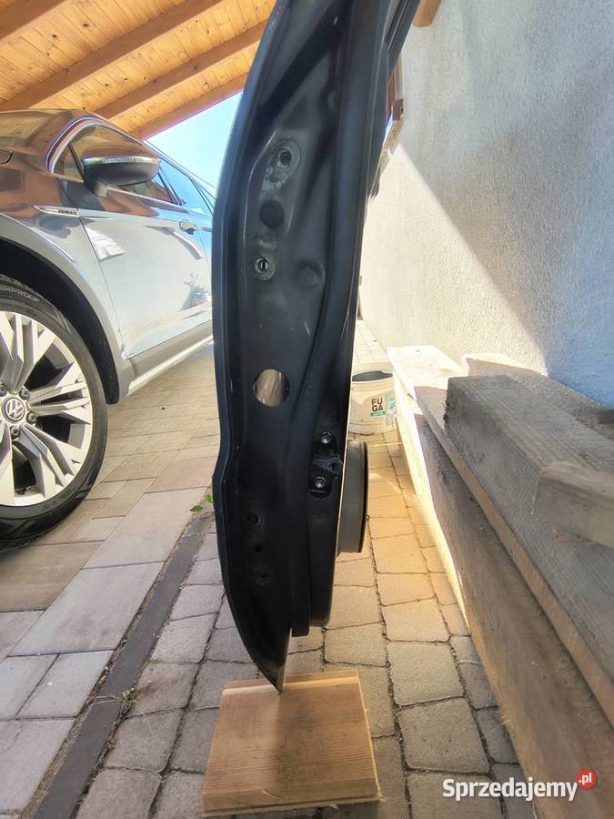 Drzwi RAV4 II prawy tył osobowe Krzemienica