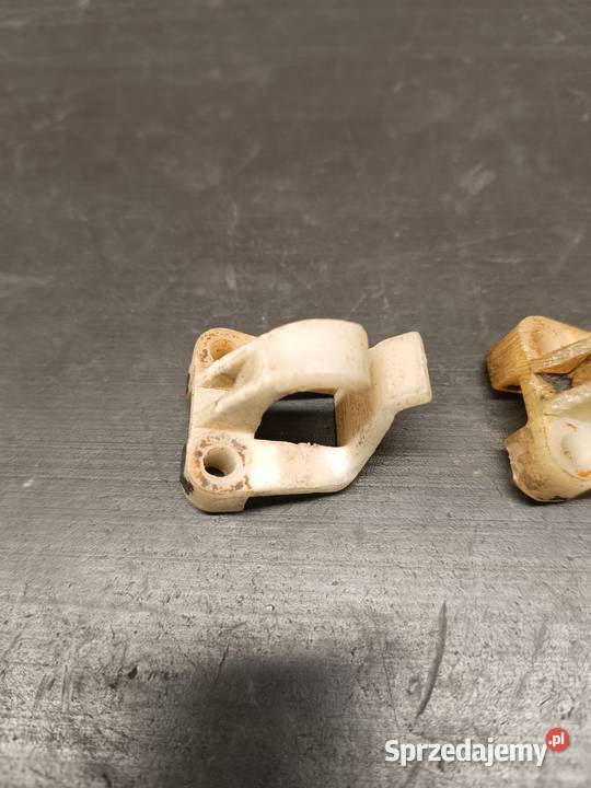 Mocowanie uchwyt przewód hamulcowy tył części Motoryzacja Gołaczewy