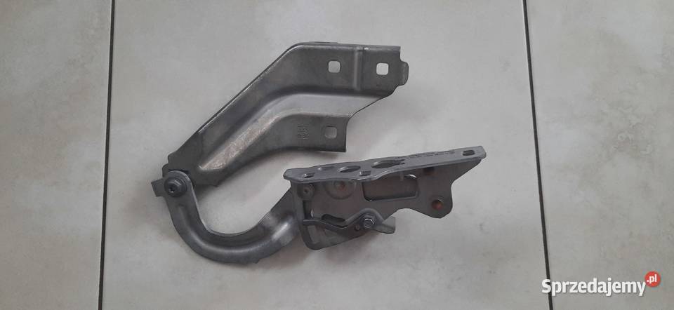 zawias maski mercedesbenz klasa C 206 CLE 236 Suchy Las