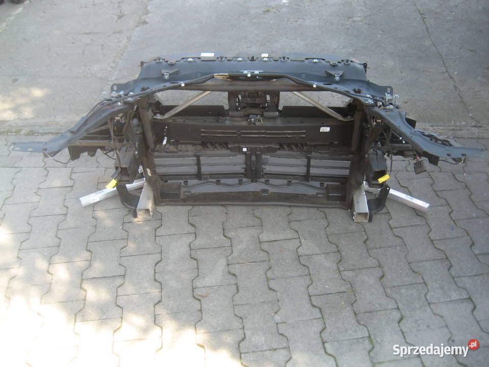 bmw x1 u11 2225r pas przedni wzmocnienie zamki Rakoniewice