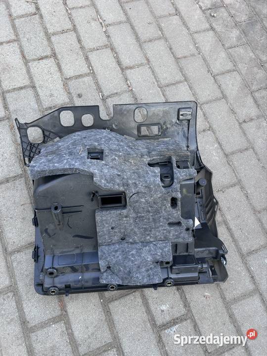 Wnętrze audi b8 na części Opatów