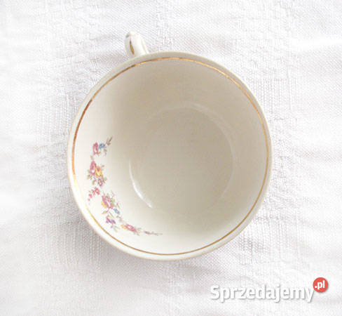 retro filiżanka w kwiatki kremowa filiżanka