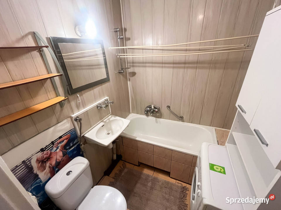 Kawalerka 2 pokoje z balkonem 2 piętro Stawki Ostrowiec Świętokrzyski