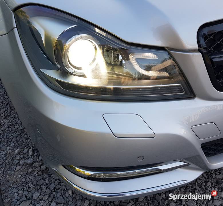 Lampa Reflektor BiXenon Led MERCEDES CKLASA W204 Radom