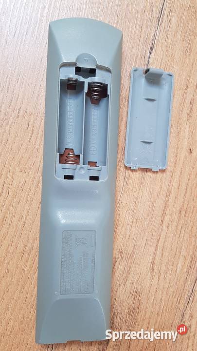 Oryginalny pilot do odtwarzacza DVD marki Sony