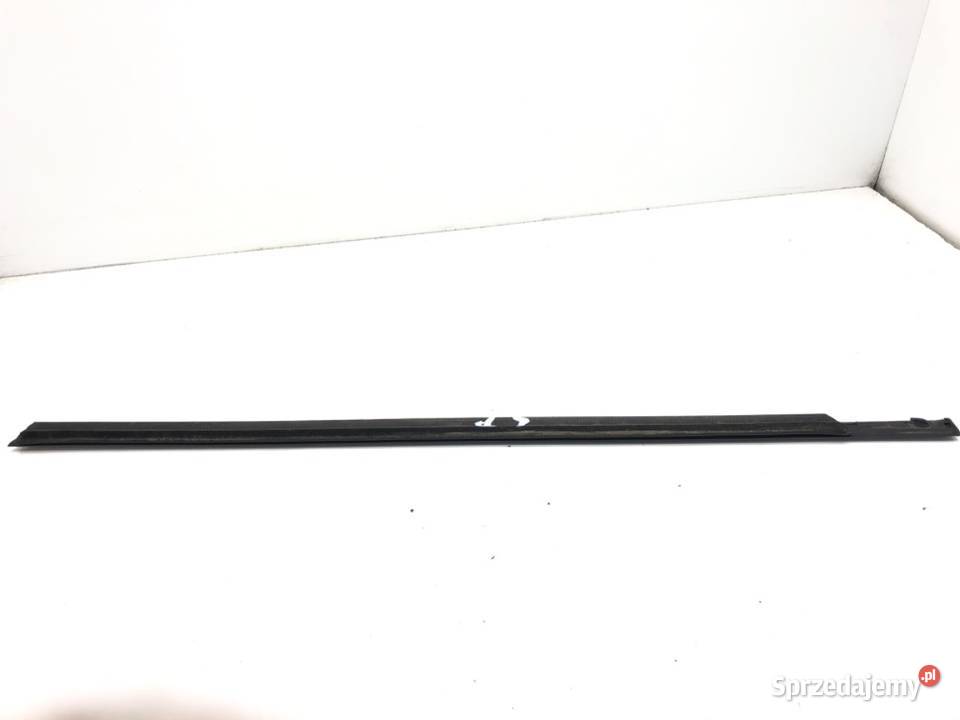 LISTWA ZGARNIAJĄCA PRZÓD LEWA CHROM CITROEN C4