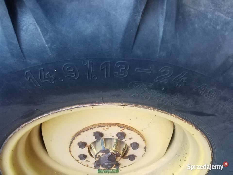 john deere 330 w całości na części lubelskie Majdan Ruszowski