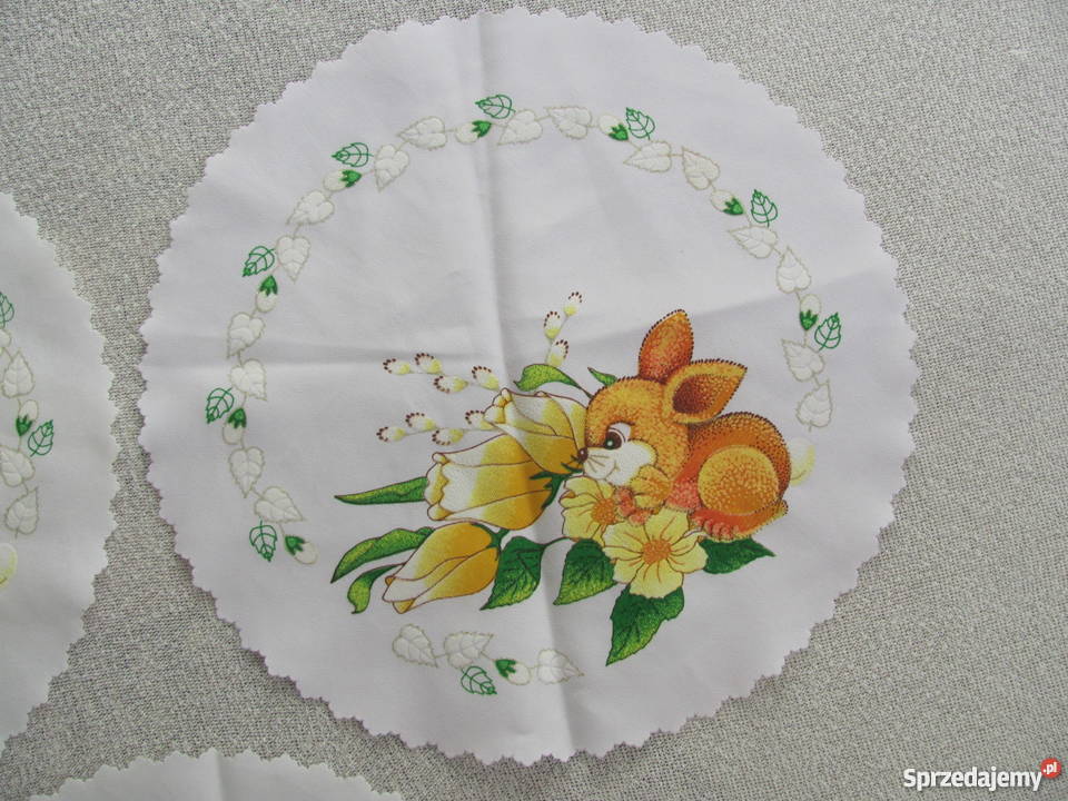Serwetki na Wielkanoc trzy sztuki sztukę Obrusy i serwety Płock sprzedam