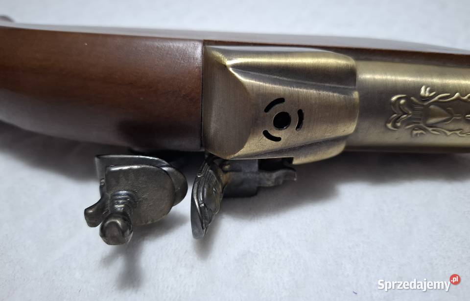 Replika pistolet czarnoprochowy 1718 32 Kolekcje Czeladź