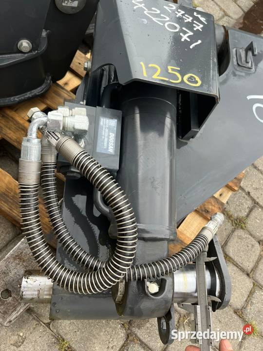 Podpory łapy stopy nogi hydrauliczne do koparki Maków Podhalański