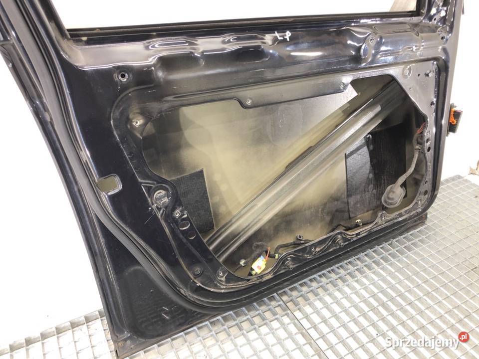 DRZWI PRZÓD LEWE VW PASSAT B7 Kombi 1015 osobowe Drzwi