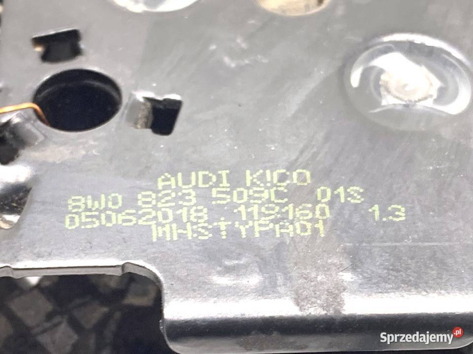 ZAMEK MASKI PRAWY AUDI A4 B9 Kombi 8W0823509C