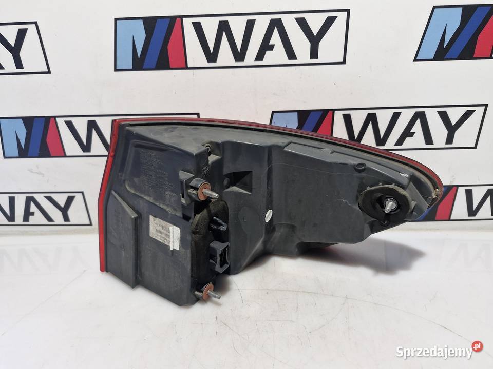 7203233 BMW F11 LAMPA LEWA TYŁ TYLNIA