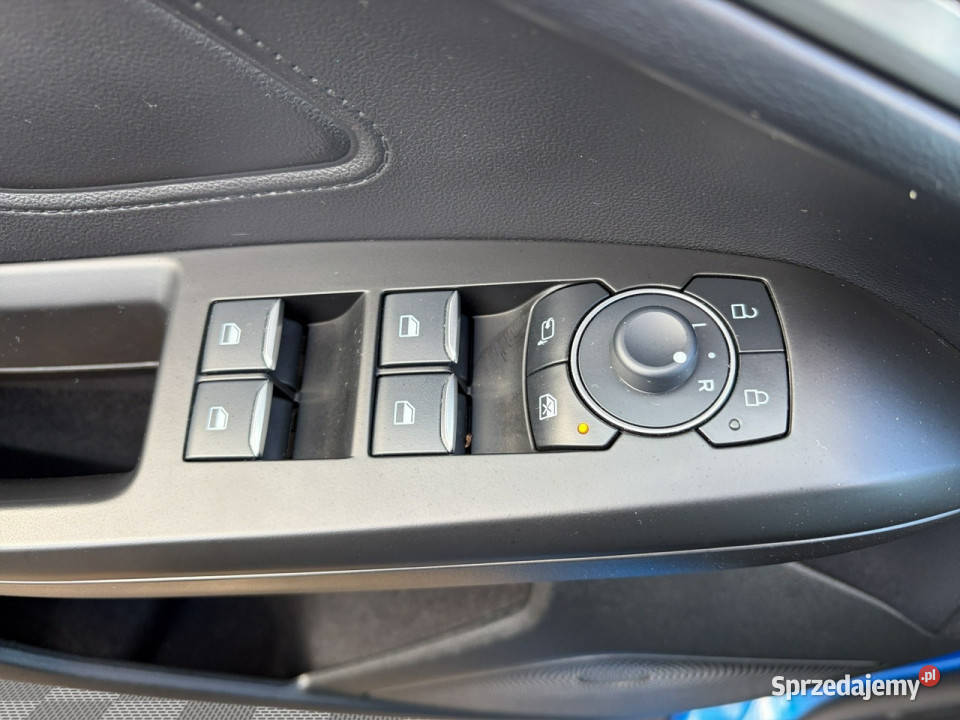Ford Focus GD3P02810 EcoBoost Titanium X Podgrzf Focus Gdańsk