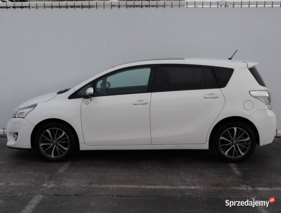 Toyota Verso 18 Valvematic elektryczne lusterka