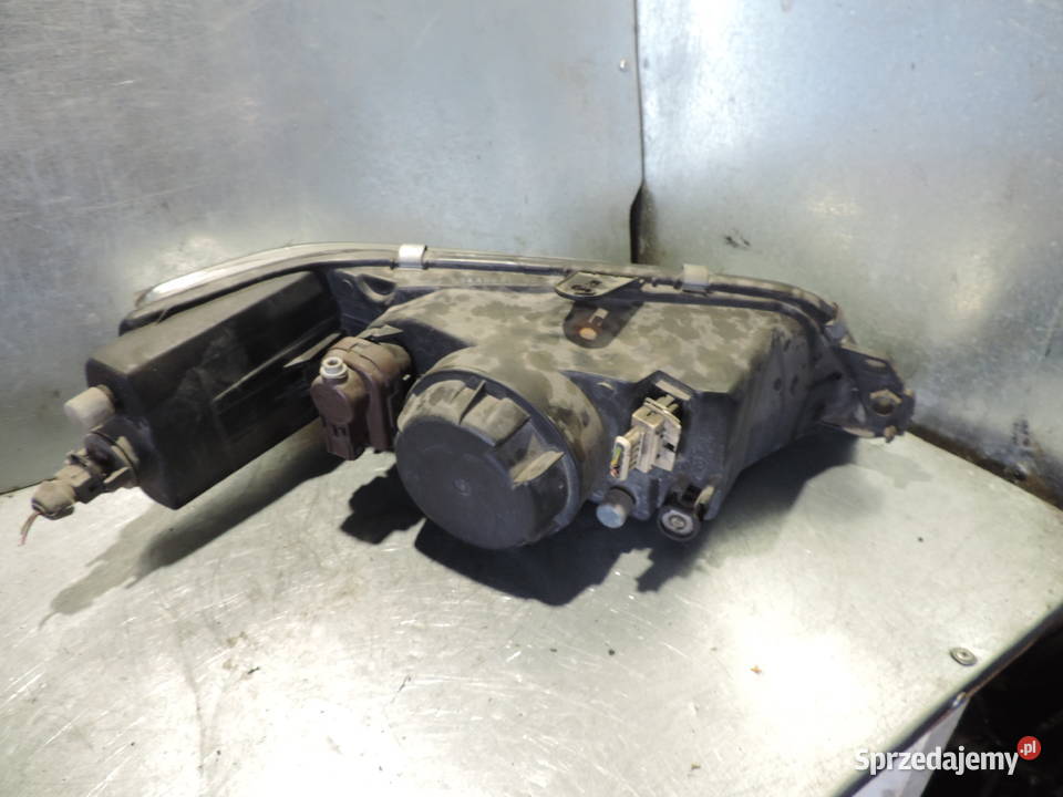 LAMPA LEWY PRZÓD PEUGEOT 306 FL