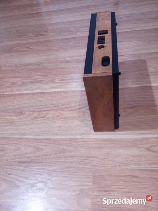 Stary magnetofon kasetowy UNITRA M531S z czasów Magnetofony Dobieszowice