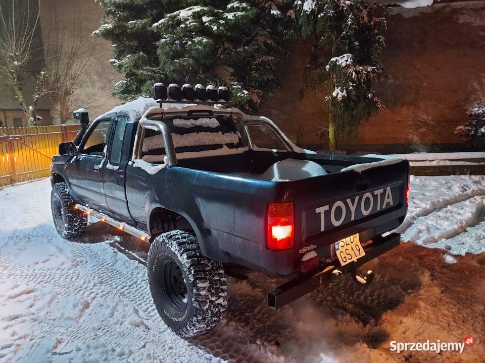 Toyota hilux V 24d legenda zamiana możliwa zamiana śląskie Lubliniec