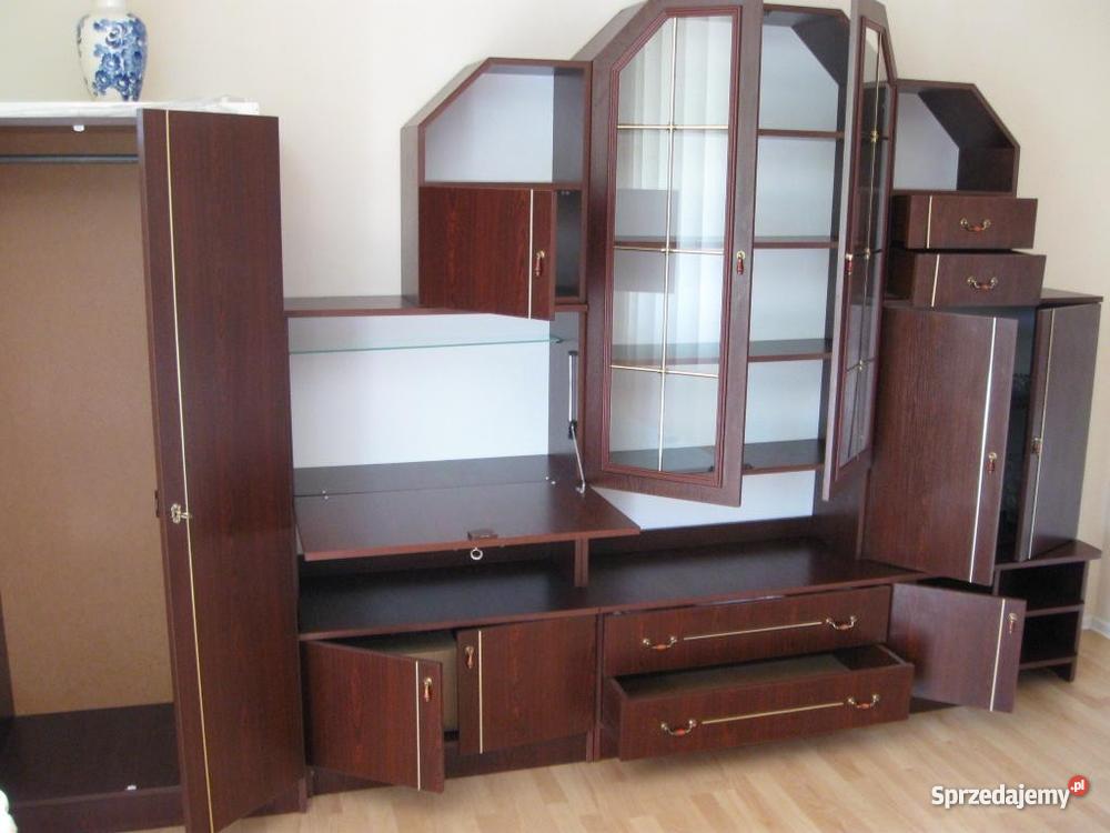 Meblościanka ciemny brązmachoń salon Kłodzko