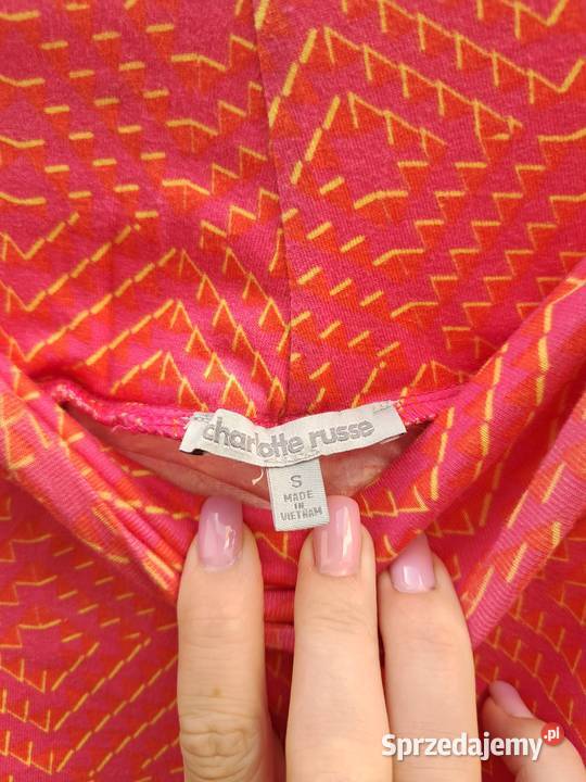 Czerwona spódnica mini Charlotte Russe S Spódnice i sukienki pomorskie Trąbki Wielkie sprzedam