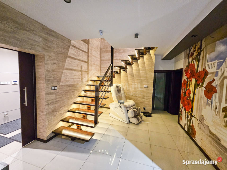 Dom wolnostojący Kielce Zalesie 6 pokoi 954 m