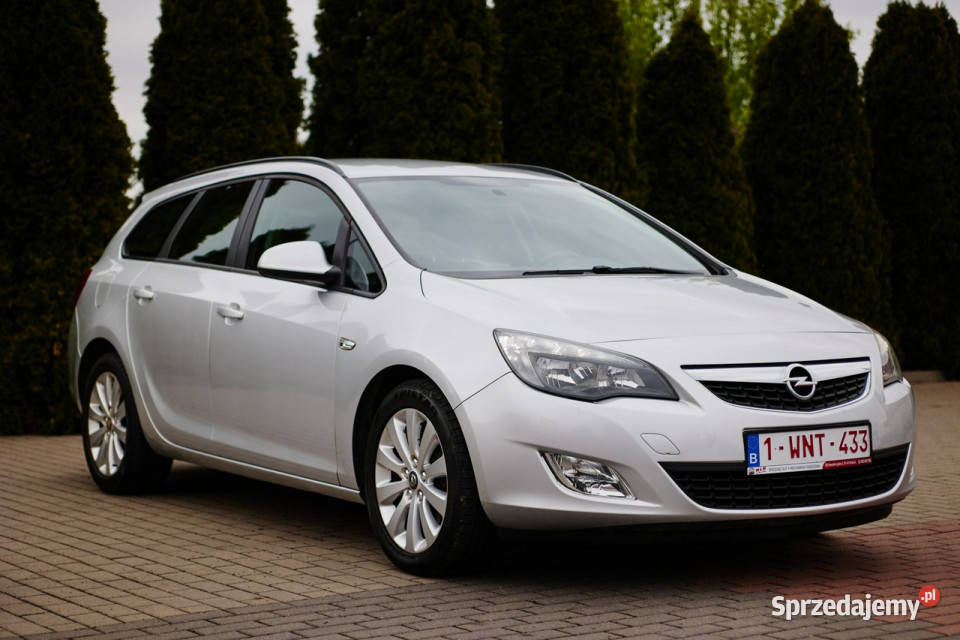 Opel Astra Sports Tourer J 20092019 manualna Rzekuń