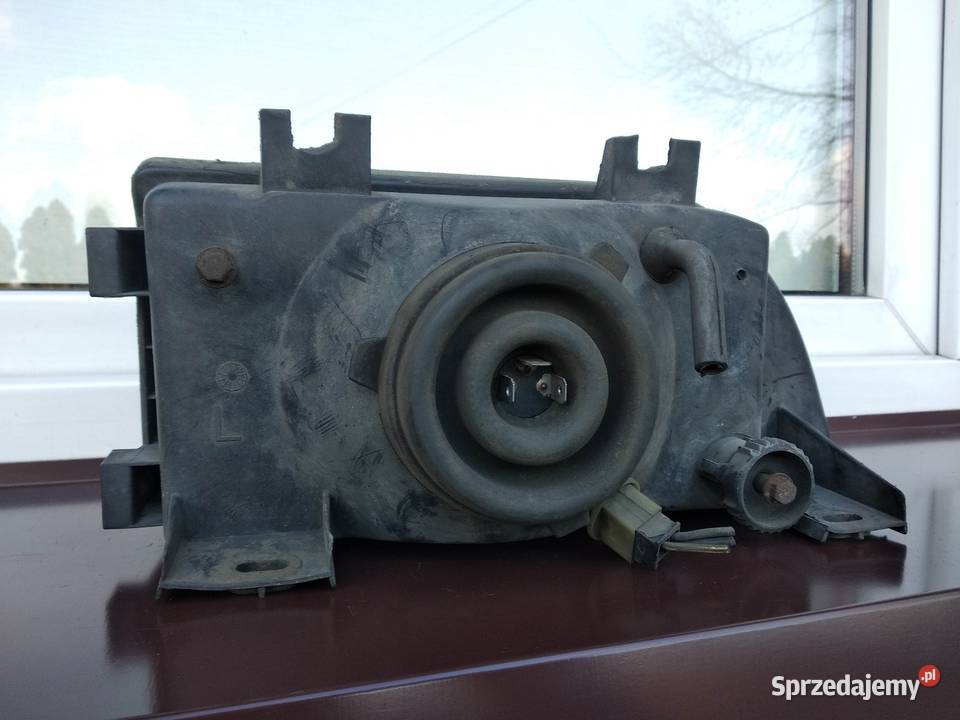 FSO Polonez Caro lampa przednia lewa reflektor Sieradz