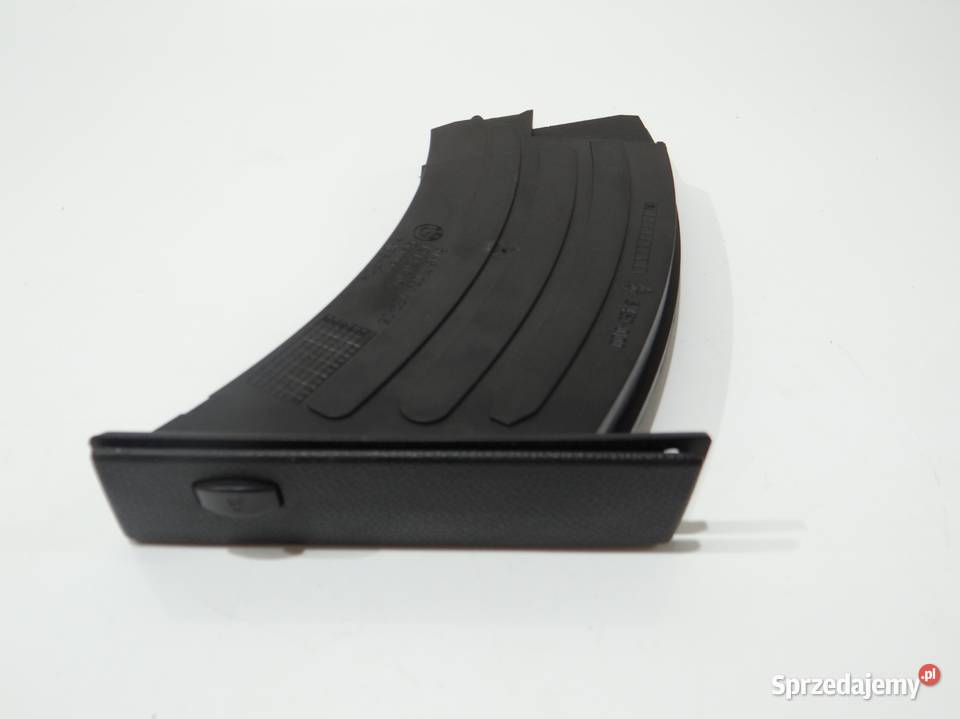 UCHWYT NA KUBEK BMW E60 E61 7034132 4295572 Strzyżewice