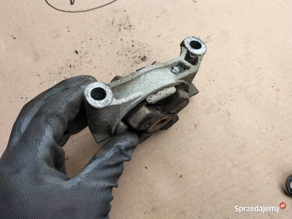 AUDI 80 B4 80B4 PODUSZKA SKRZYNI BIEGÓW osobowe