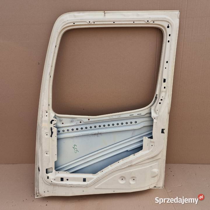 MERCEDES ACTROS MP4 DRZWI PRAWE części blacharskie Bieleń