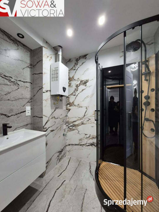 Trzypokojowe mieszkanie z dużym balkonem Wałbrzych