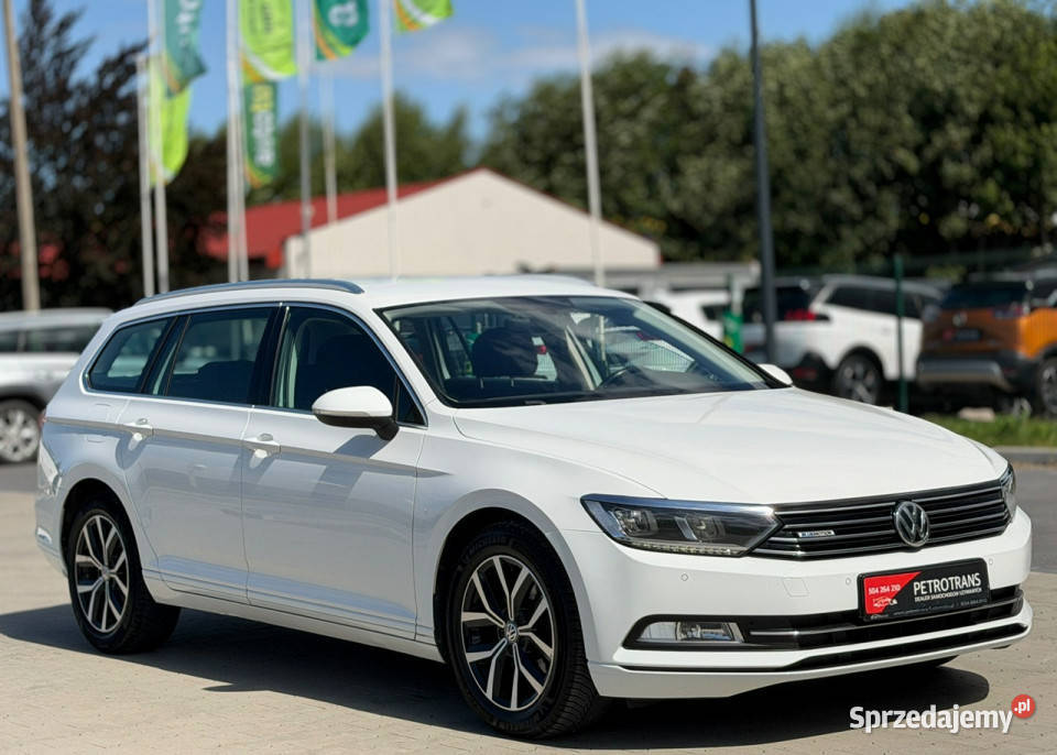 Volkswagen Passat 16 120 FULL LED Automat światła do jazdy dziennej Passat Mrągowo