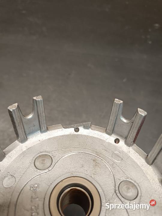 Kosz sprzęgłowy zewnętrzny sprzęgło silnik Silniki i osprzęt Gołaczewy