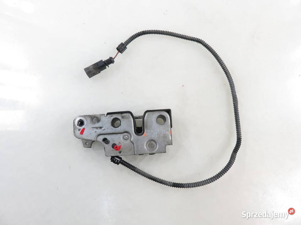 ZAMEK MASKI VW TIGUAN 5N 5N0823509A